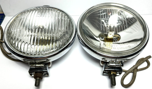 One pair lucas - of,